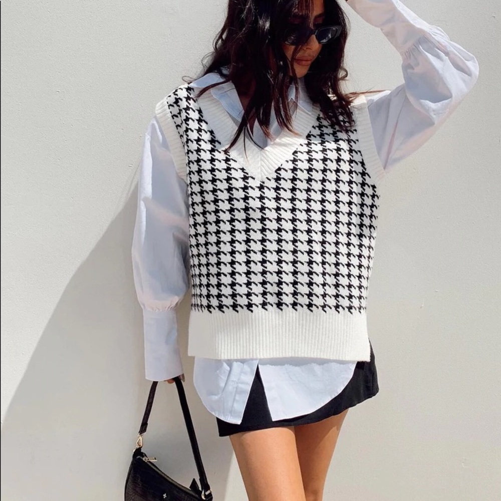 Princess Polly Ashton Sweater Vest White (size S/M)